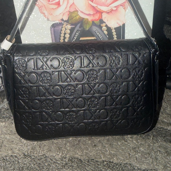 Authentic CXL by Christian Lacroix Clara Embossed Logo shoulder bag-faux Leather - Picture 10 of 11